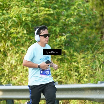 Runner Photo 7618857