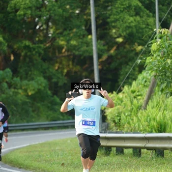 Runner Photo 7618875