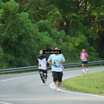 Runner Photo 7618877