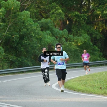 Runner Photo 7618878