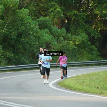 Runner Photo 7618879