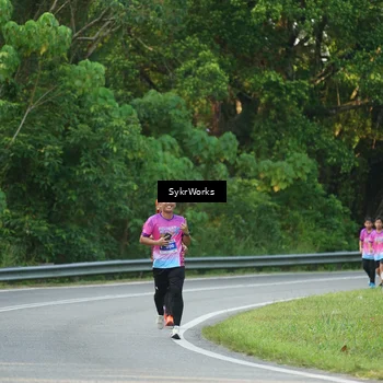 Runner Photo 7618891