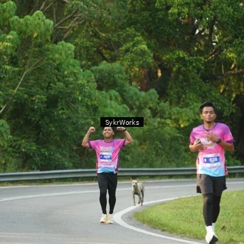 Runner Photo 7618912