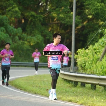 Runner Photo 7618925