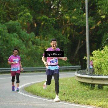 Runner Photo 7618971