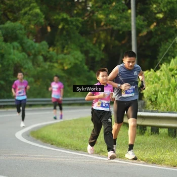 Runner Photo 7618973