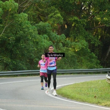 Runner Photo 7618976