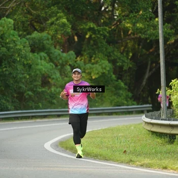 Runner Photo 7618993