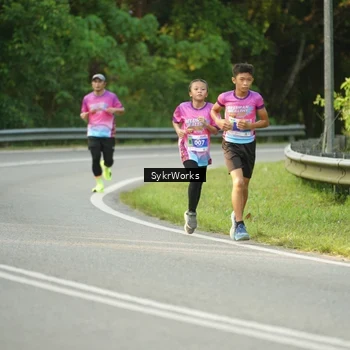 Runner Photo 7618995
