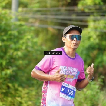 Runner Photo 7619004