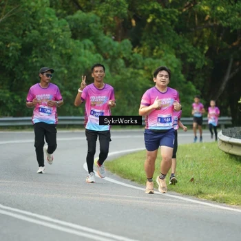 Runner Photo 7619014