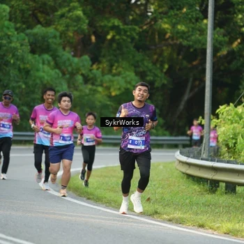 Runner Photo 7619015