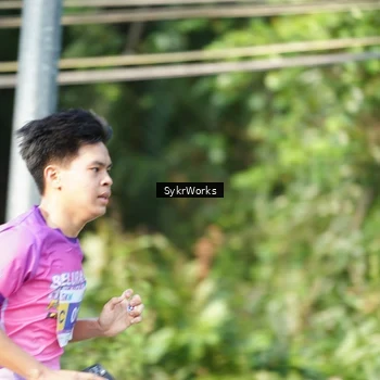 Runner Photo 7619022