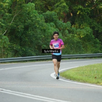 Runner Photo 7619023
