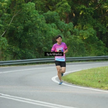 Runner Photo 7619024