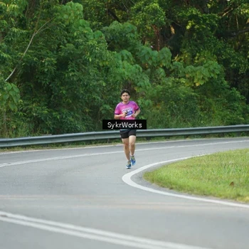 Runner Photo 7619025