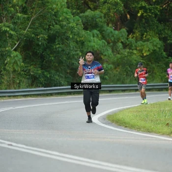 Runner Photo 7619032