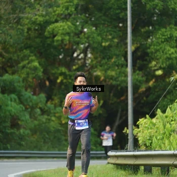 Runner Photo 7619043