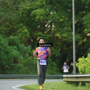 Runner Photo 7619044