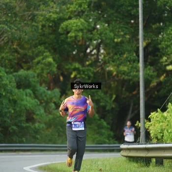Runner Photo 7619046