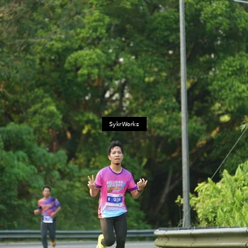 Runner Photo 7619052