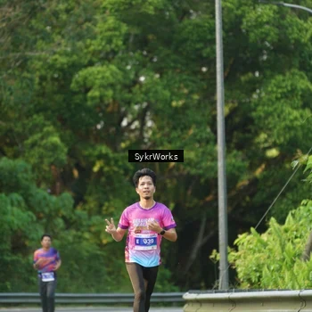Runner Photo 7619055