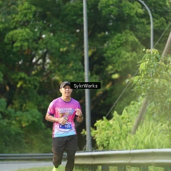 Runner Photo 7619067