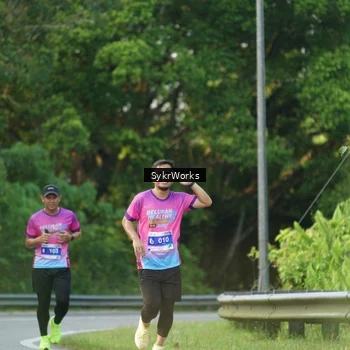 Runner Photo 7619069
