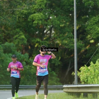 Runner Photo 7619071