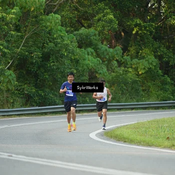 Runner Photo 7619080