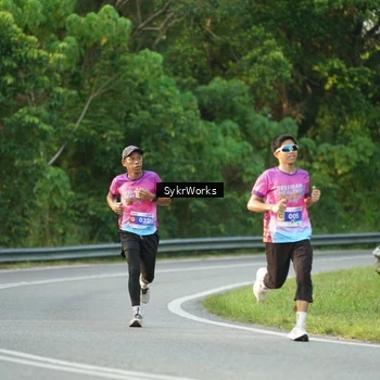 Runner Photo 7619098