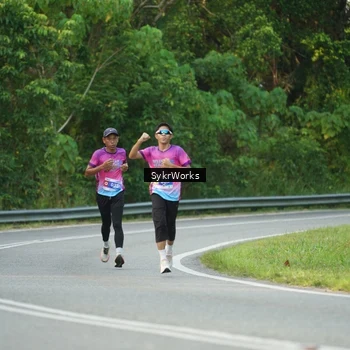 Runner Photo 7619099