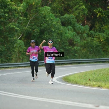 Runner Photo 7619101
