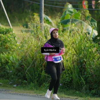 Runner Photo 7619128