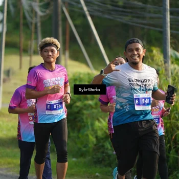 Runner Photo 7619176