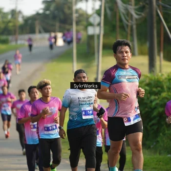 Runner Photo 7619181