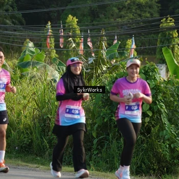 Runner Photo 7619249