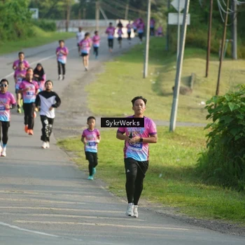 Runner Photo 7619296