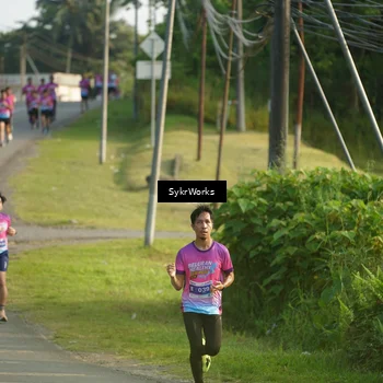 Runner Photo 7619378