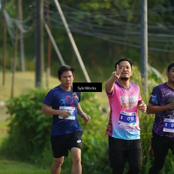 Runner Photo 7619443