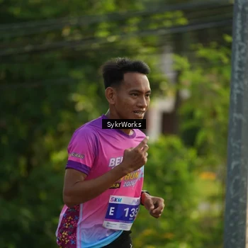 Runner Photo 7619548