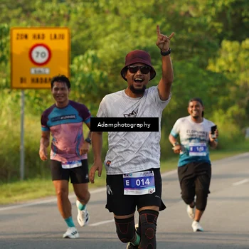 Runner Photo 7620810