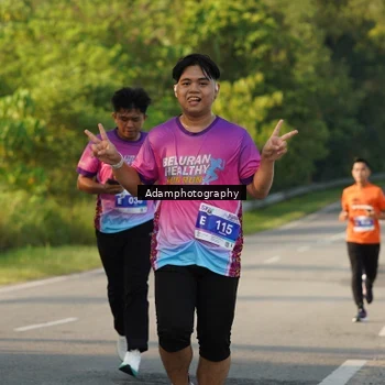 Runner Photo 7620918