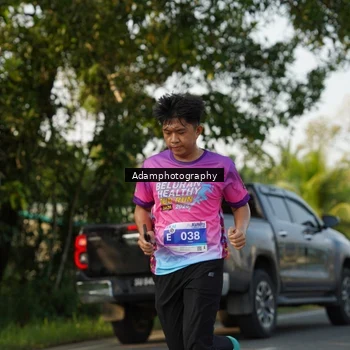 Runner Photo 7620930