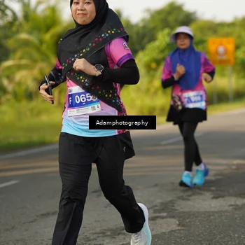 Runner Photo 7621035