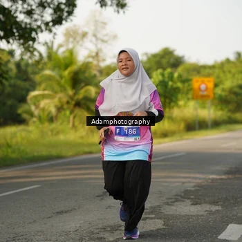 Runner Photo 7621143