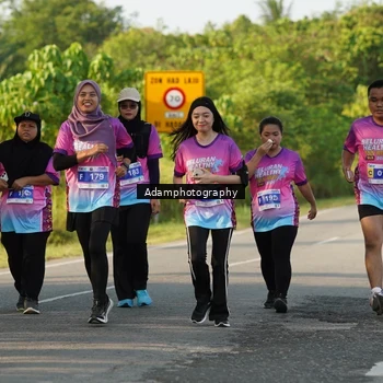 Runner Photo 7621378