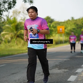 Runner Photo 7621393