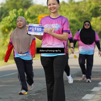 Runner Photo 7621672