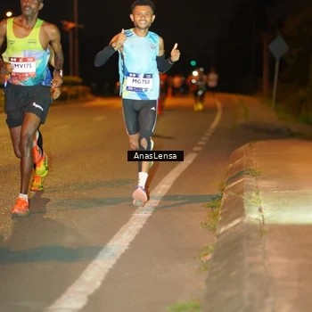 Runner Photo 7623281